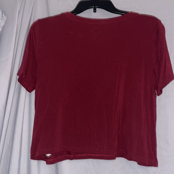 Maroon Hollister Cropped Tee - Picture 4 of 4